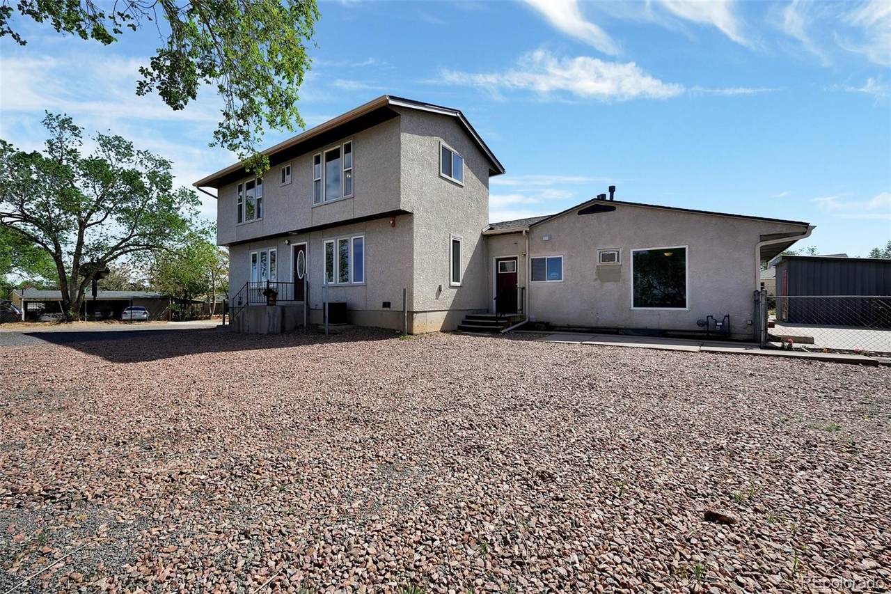 1015 3rd Street - Photo 1