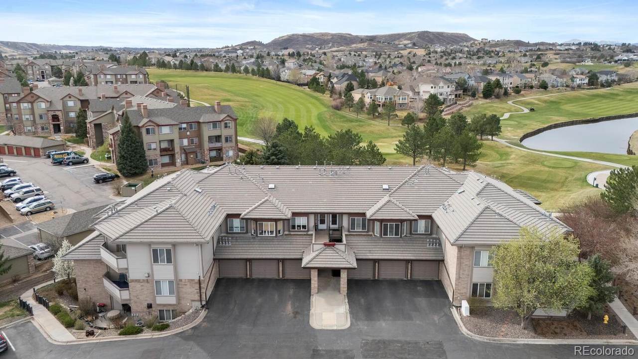 940 Plum Creek Parkway - Photo 1