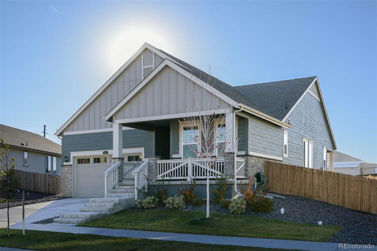 781 De Gaulle Court - Photo 1