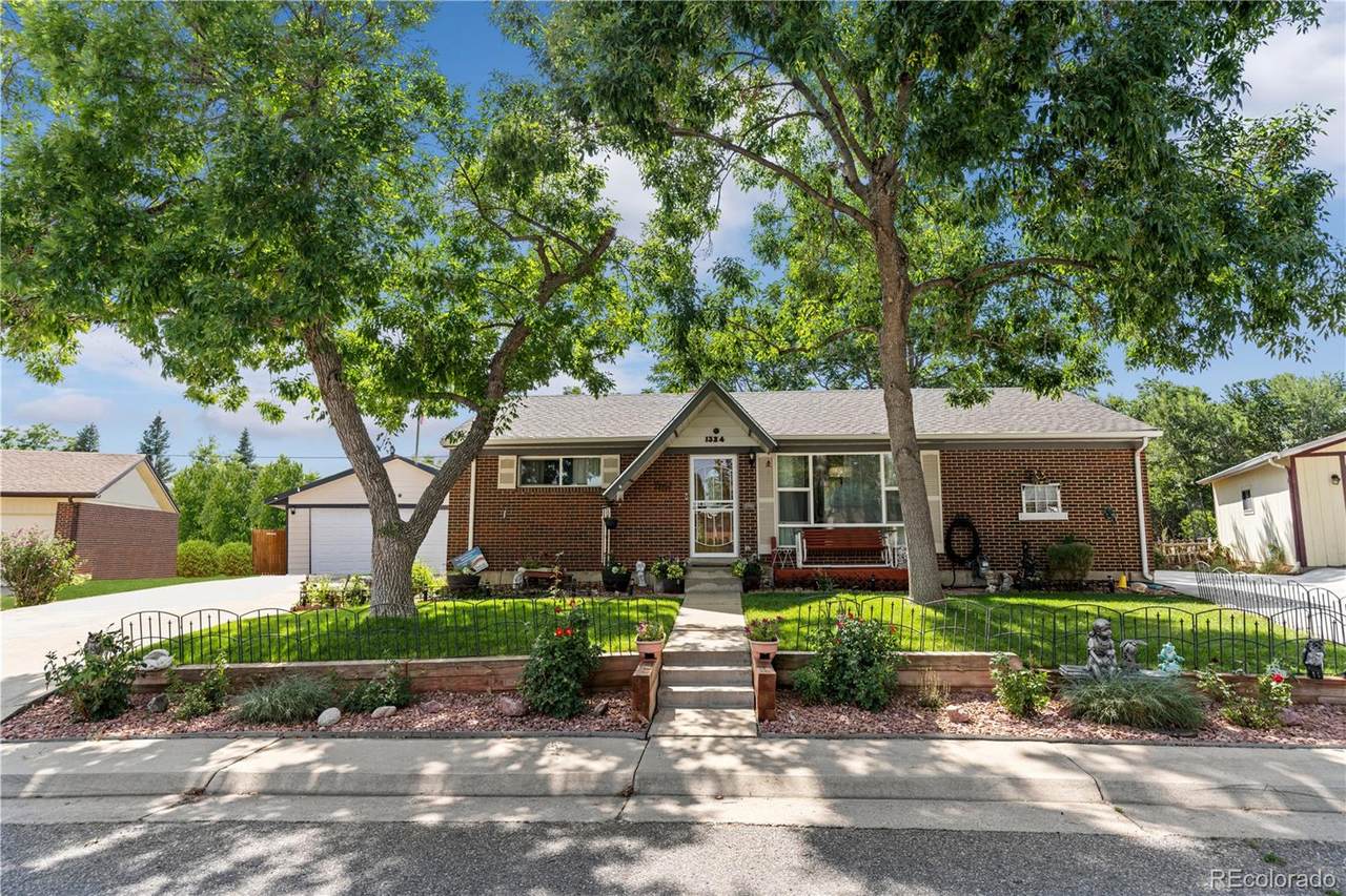 1324 Lucille Court - Photo 1