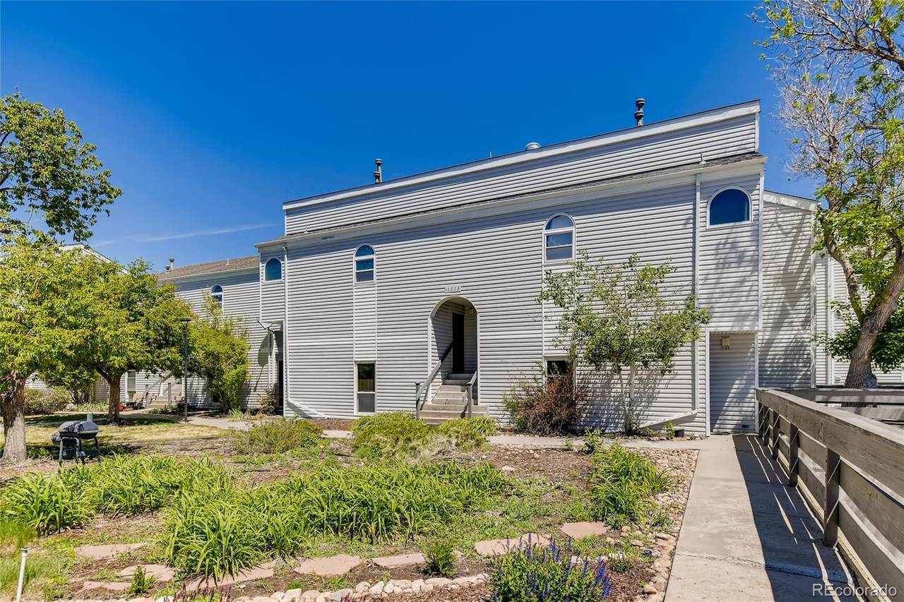 11113 Alameda Avenue - Photo 1