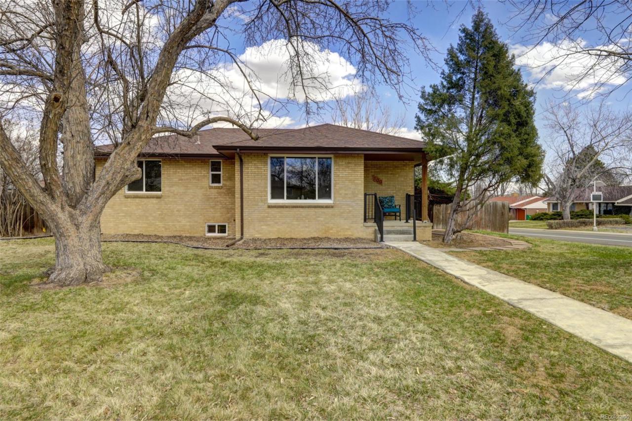 100 Daphne Way - Photo 1