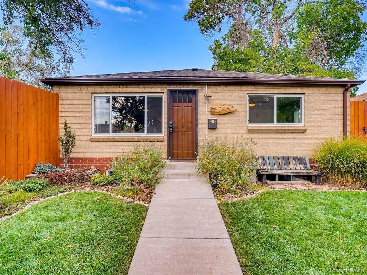 2295 Lincoln Street - Photo 1