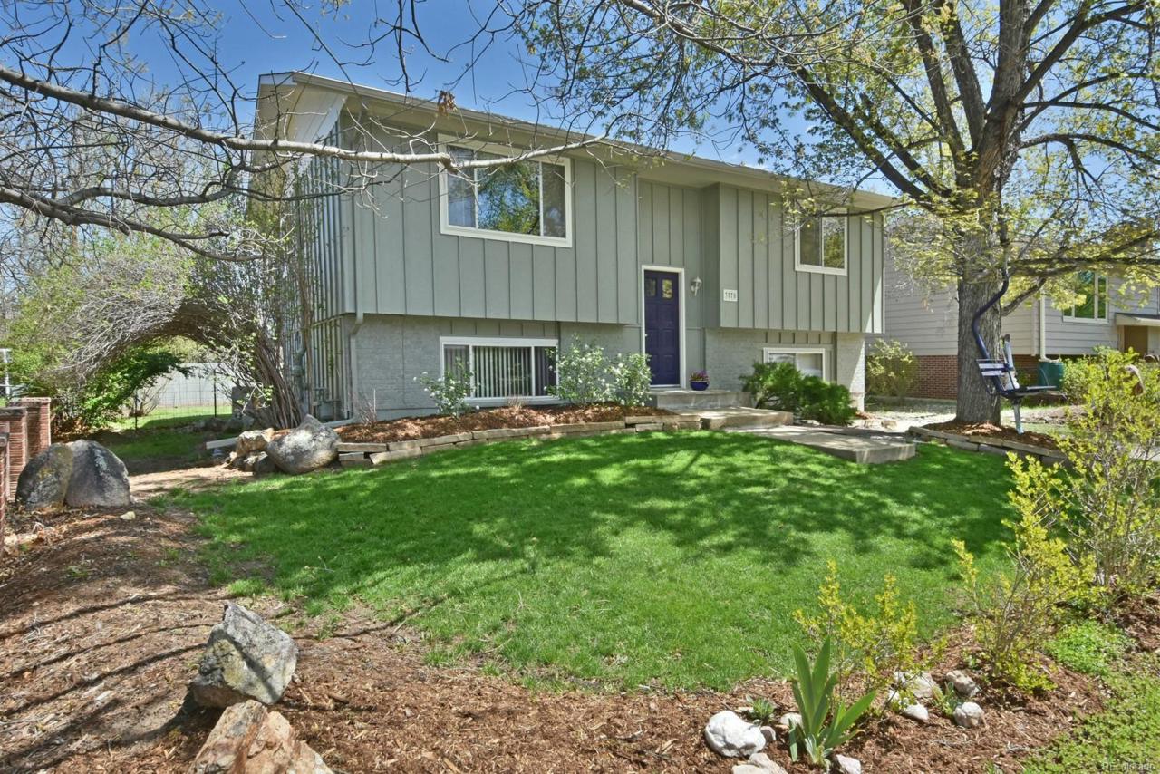 3570 Cloverleaf Drive - Photo 1