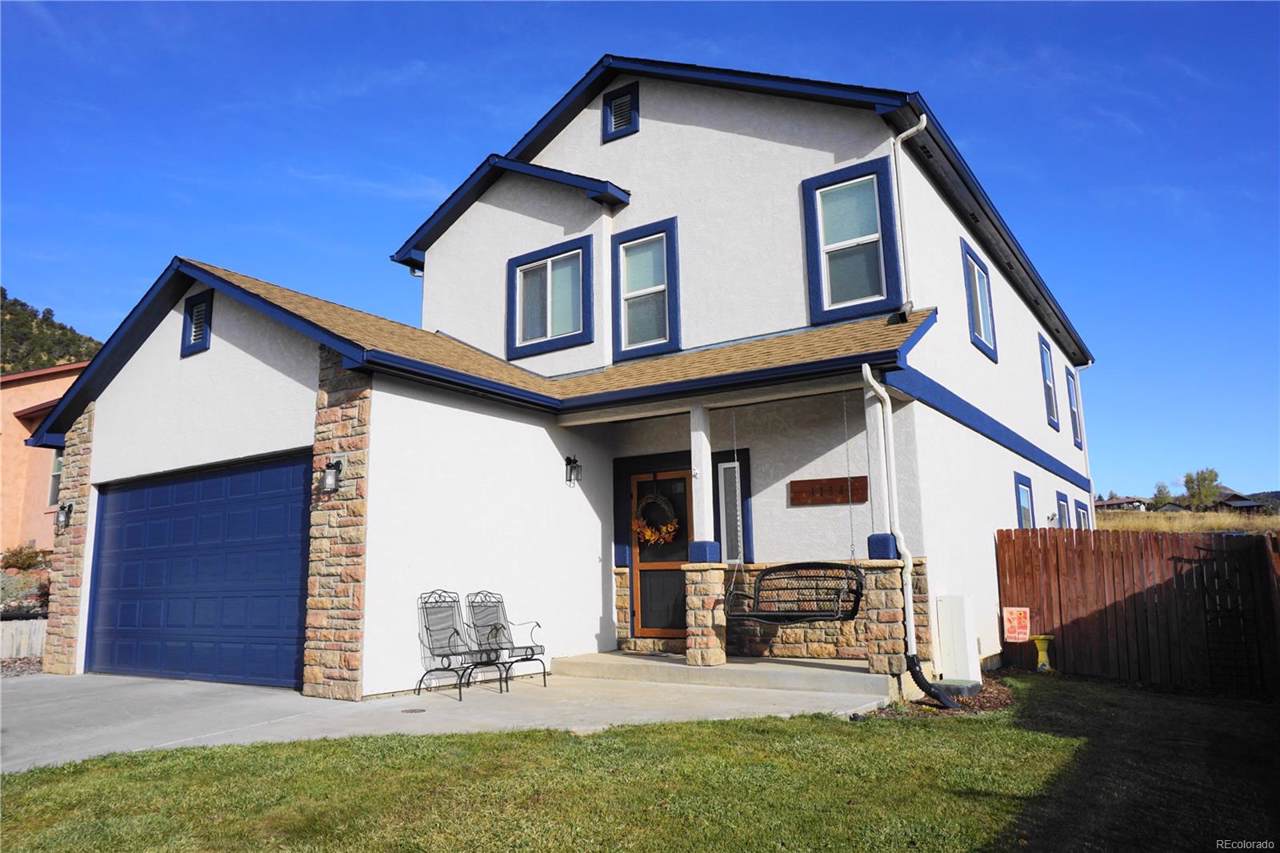 1134 Michael Circle - Photo 1