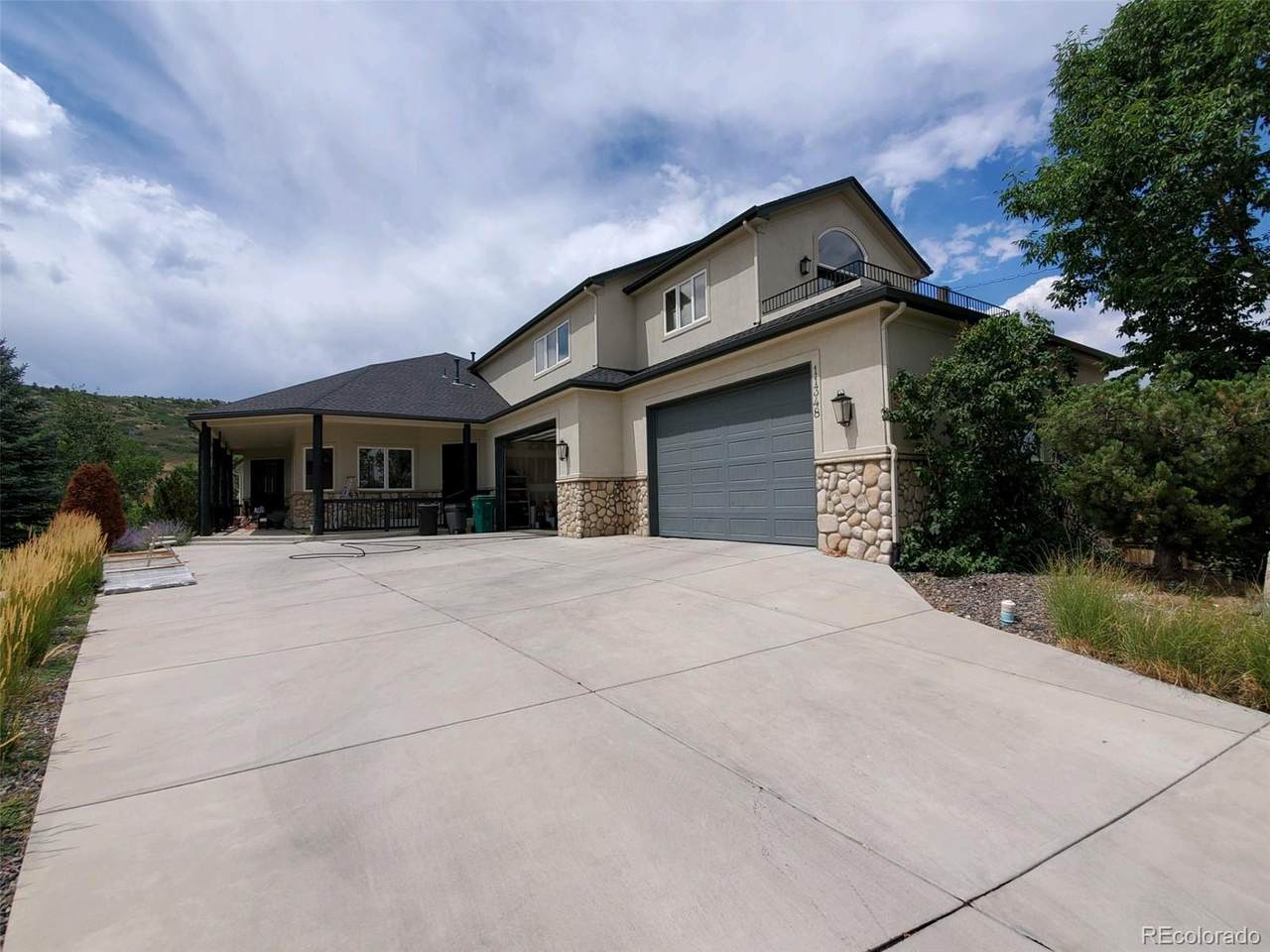 11348 Remington Avenue - Photo 1