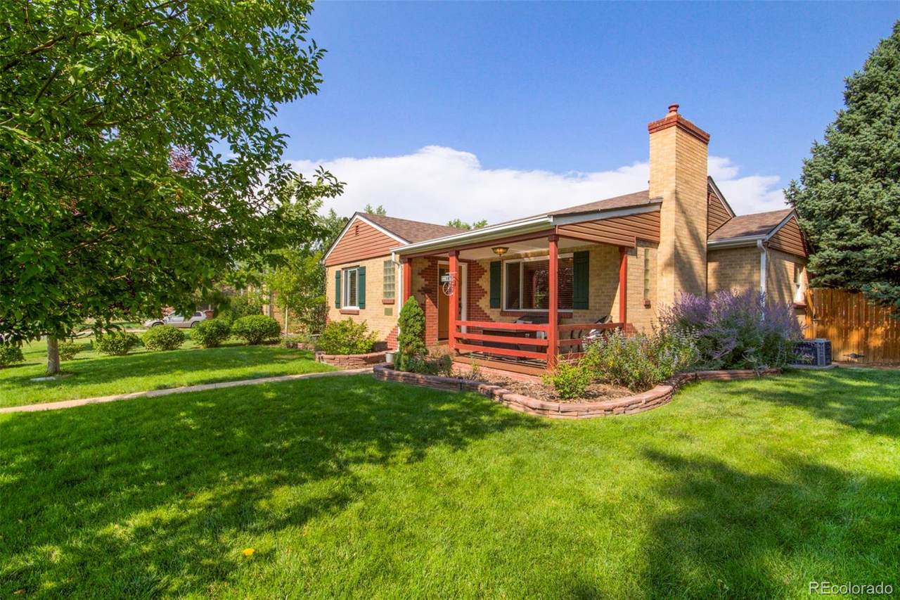 2880 Locust Street - Photo 1