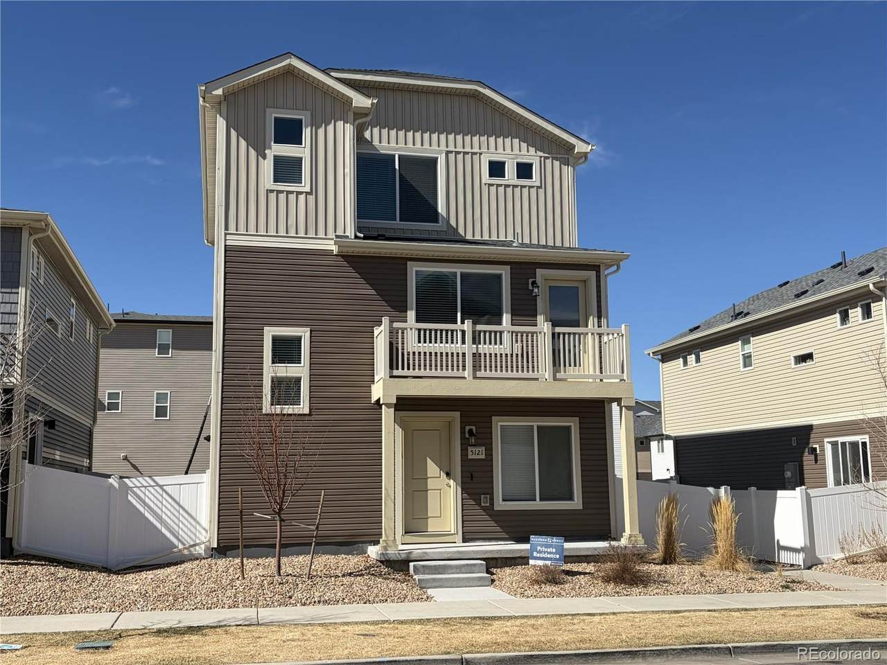 5121 Yampa Street - Photo 1