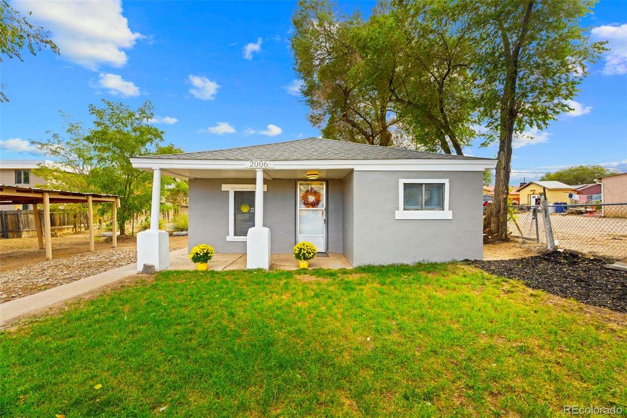 2006 13th Street - Photo 1