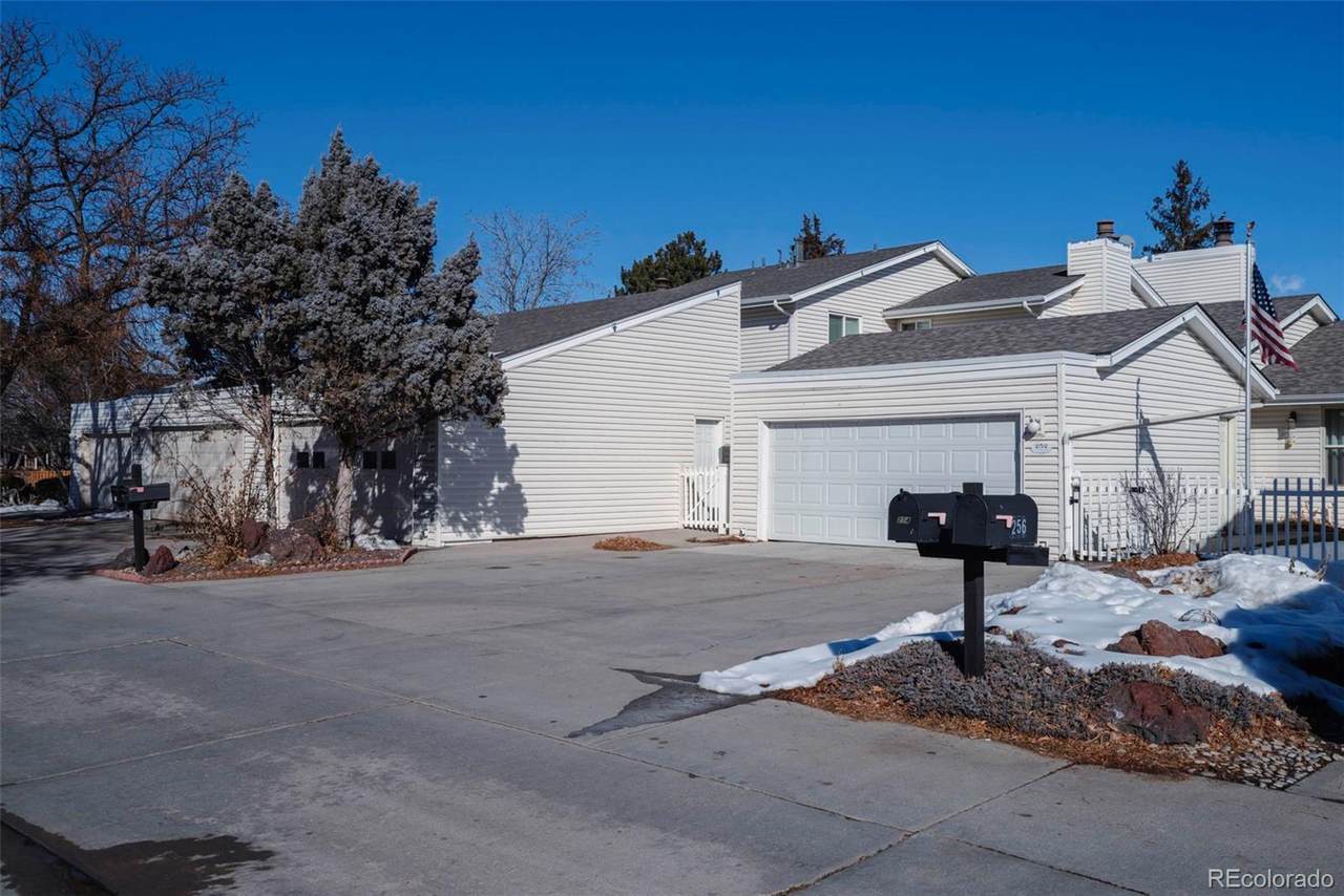 252 22nd Avenue - Photo 1