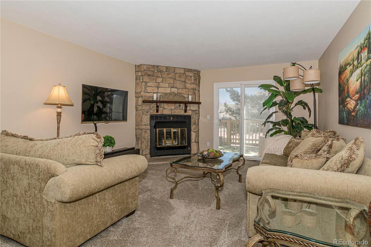 1811 Quebec Way - Photo 1
