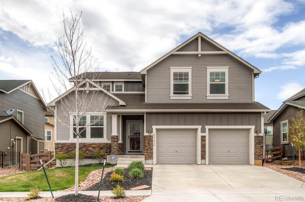 5732 Revelstoke Drive - Photo 1