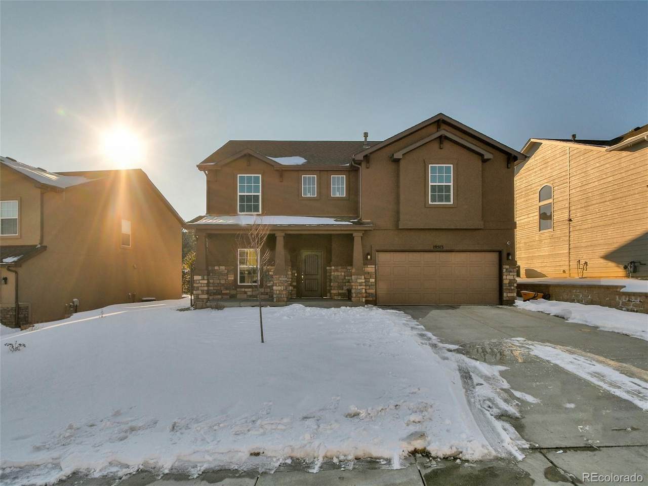 19513 Lindenmere Drive - Photo 1