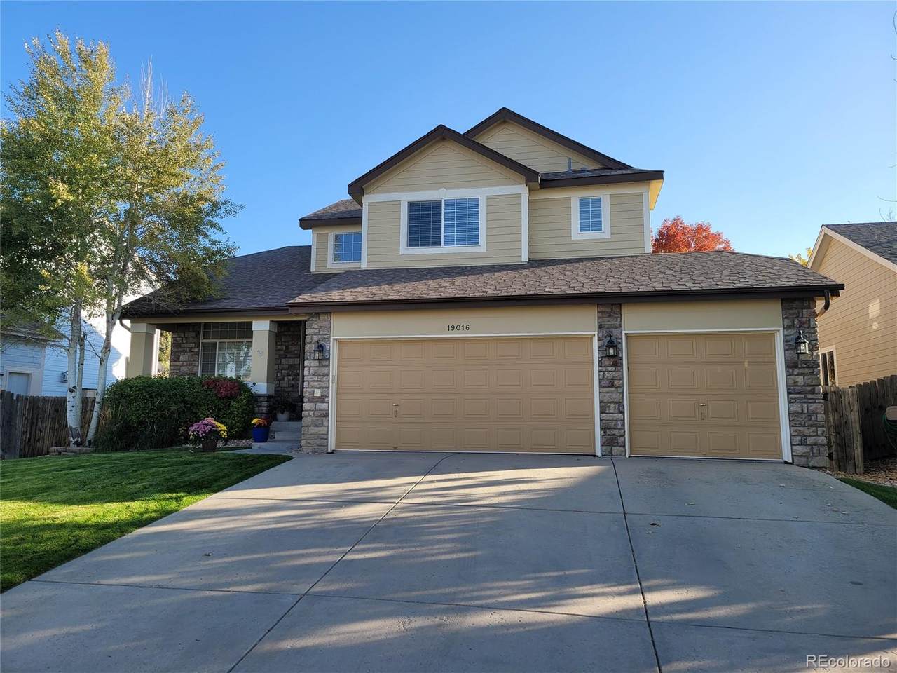 19016 Bellisario Creek Place - Photo 1