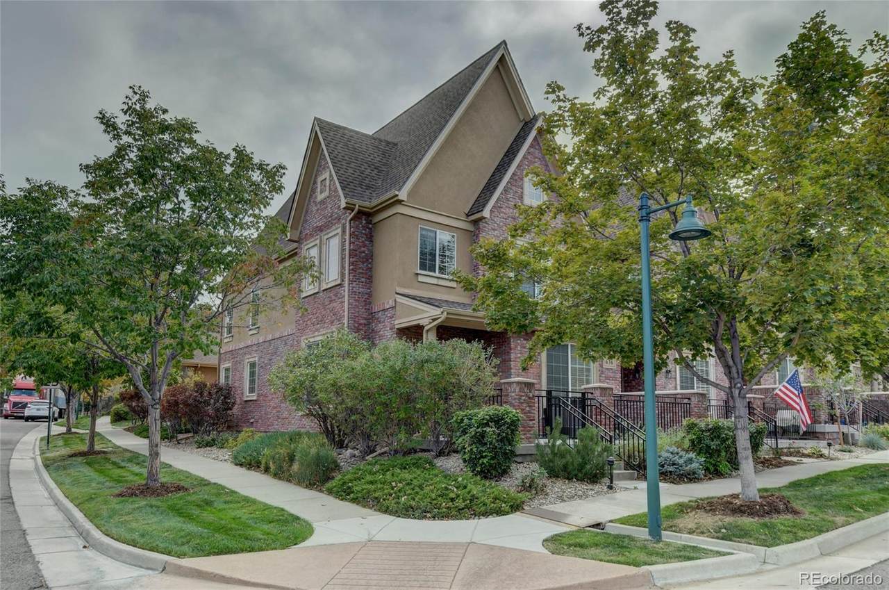 636 Brookhurst Avenue - Photo 1