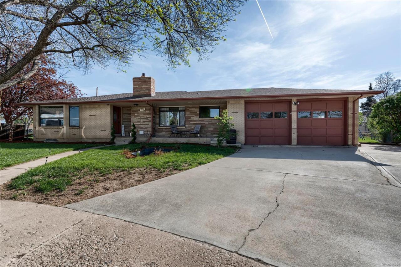 1316 Hazel Court - Photo 1