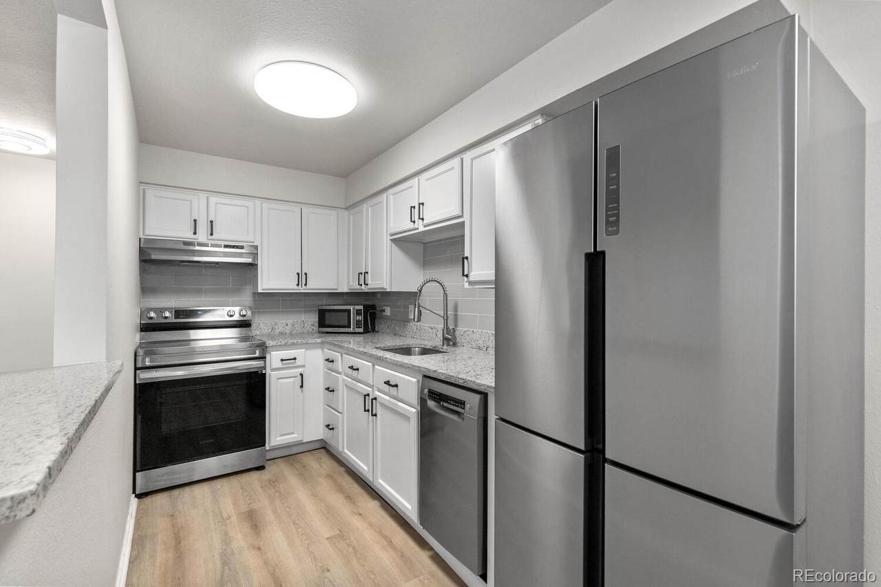 1350 Josephine Street - Photo 1