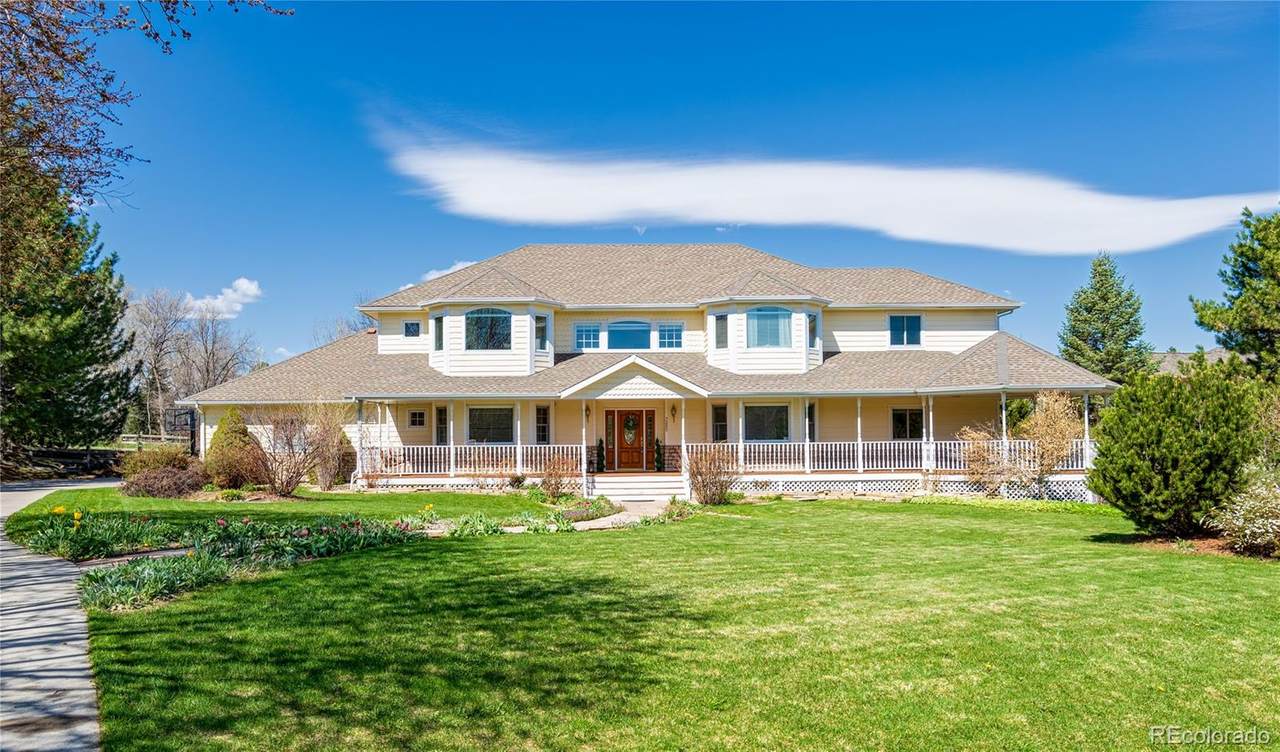 7205 Spring Creek Circle - Photo 1