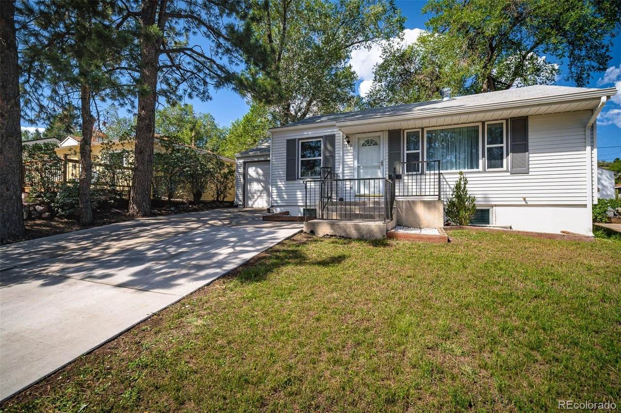 1320 Cooper Avenue - Photo 1