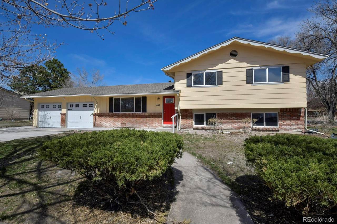 1403 Mears Drive - Photo 1