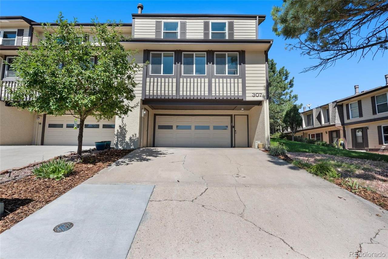 307 Raspberry Lane - Photo 1