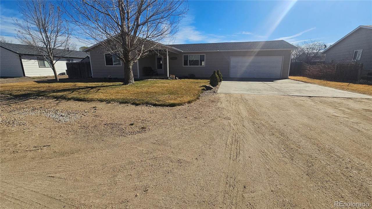 511 Rose Street - Photo 1