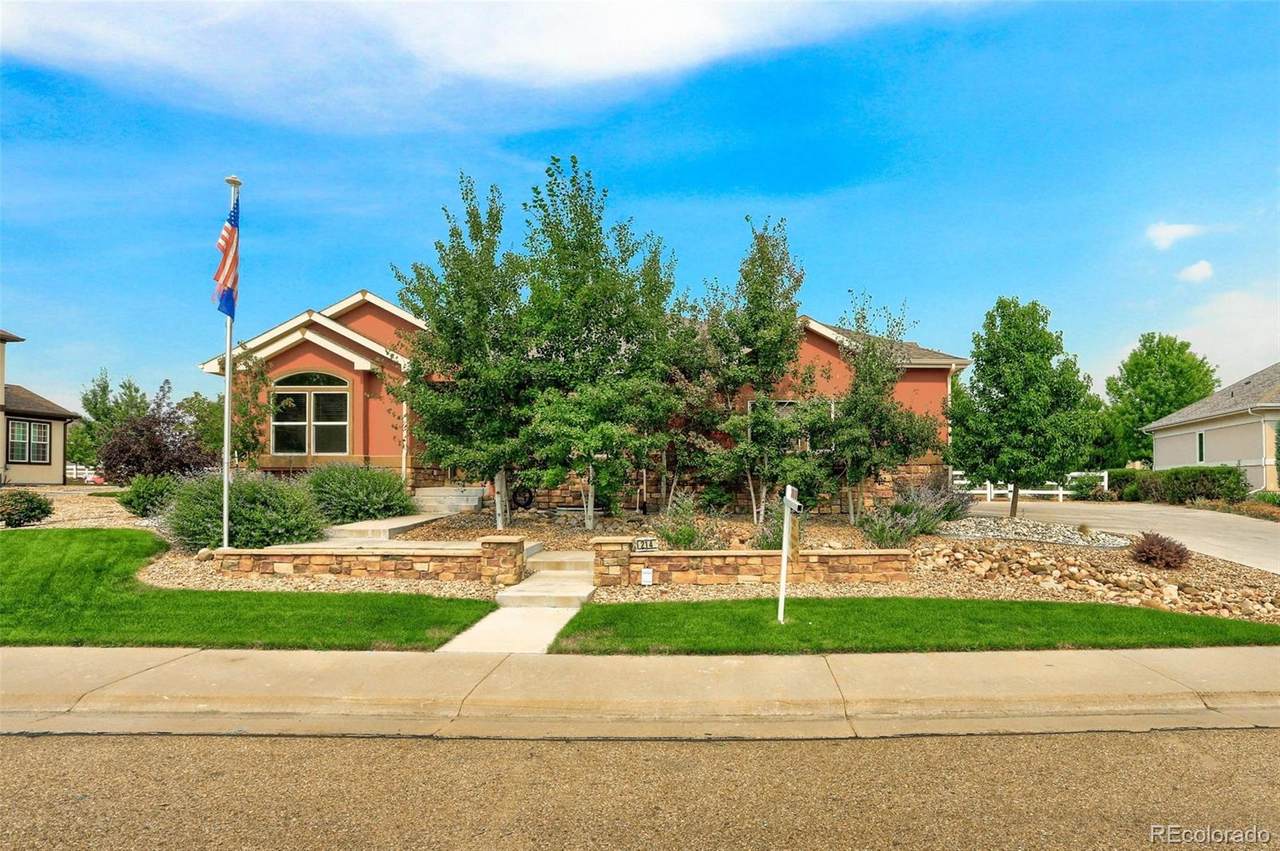 214 Appel Court - Photo 1