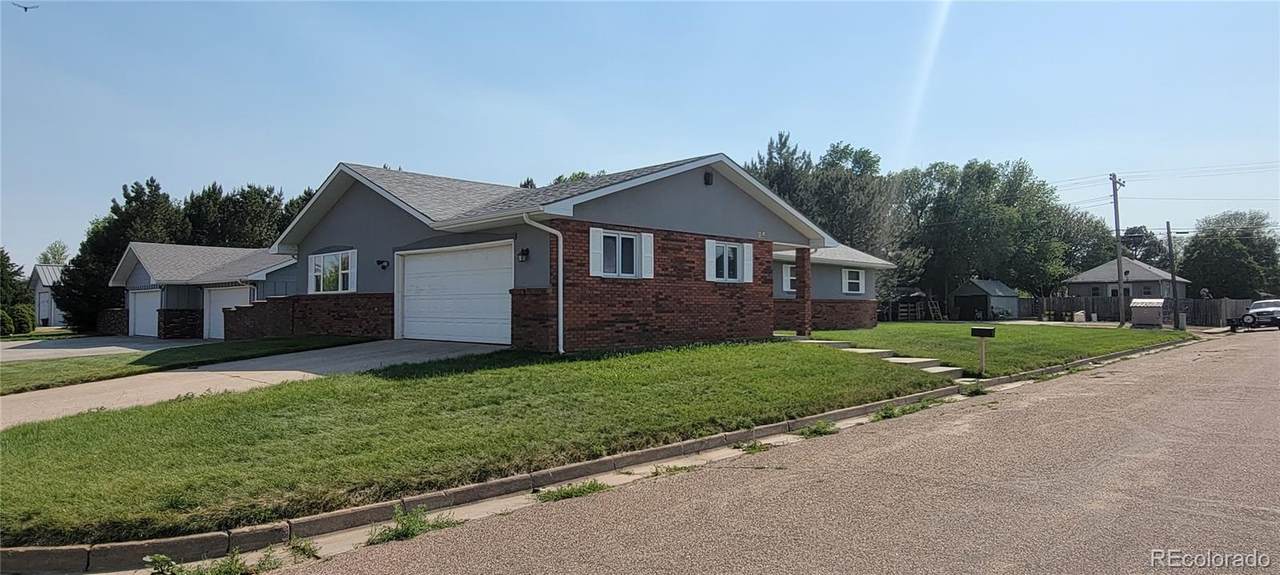 1819 Senter Avenue - Photo 1