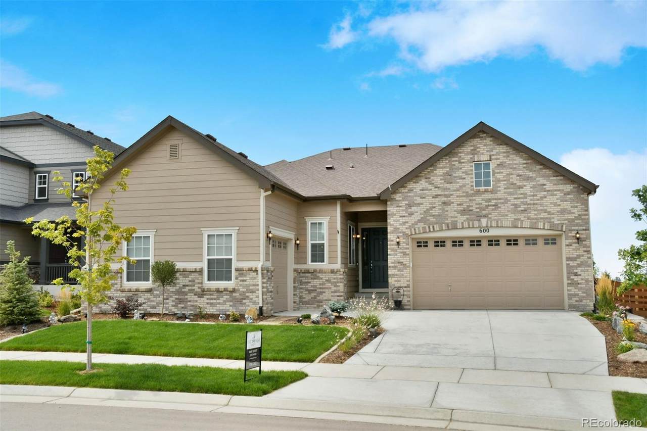 600 Pikes View Drive - Photo 1