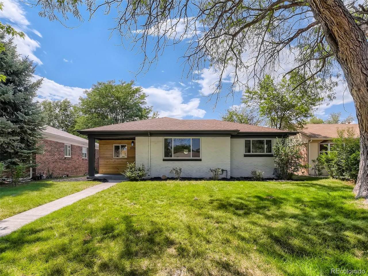 3055 Jasmine Street - Photo 1