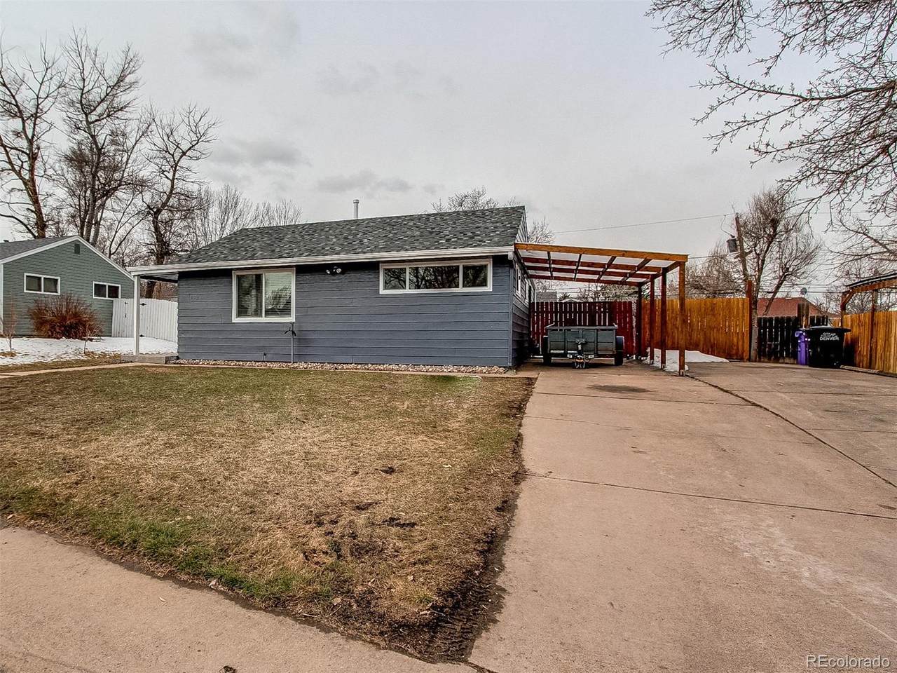 1615 Raritan Street - Photo 1