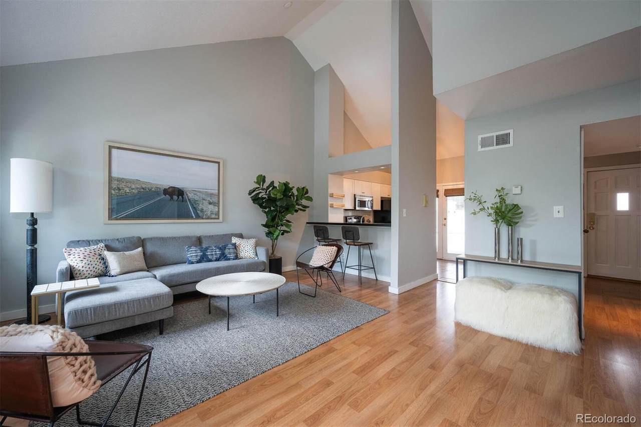 615 7th Avenue - Photo 1