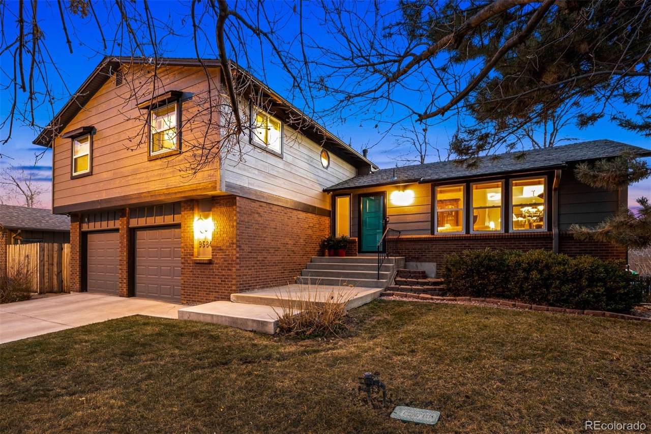 9584 89th Avenue - Photo 1