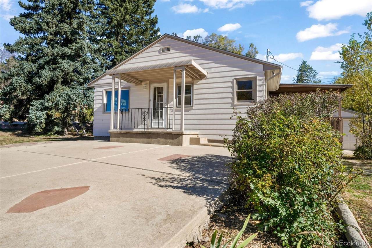 135 Helena Lane - Photo 1