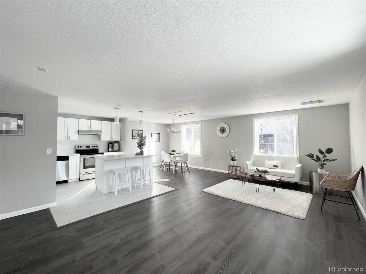 6401 95th Avenue - Photo 1