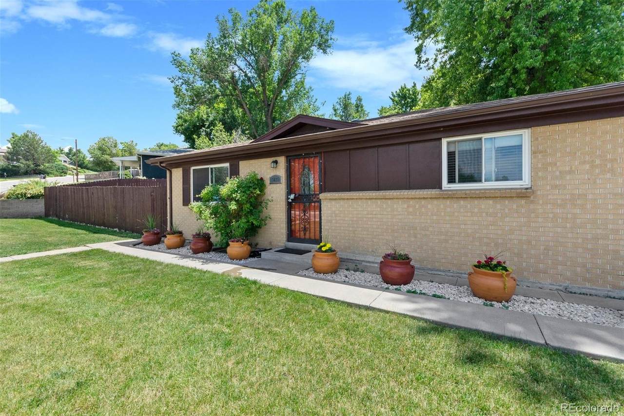 5630 Clear Creek Drive - Photo 1