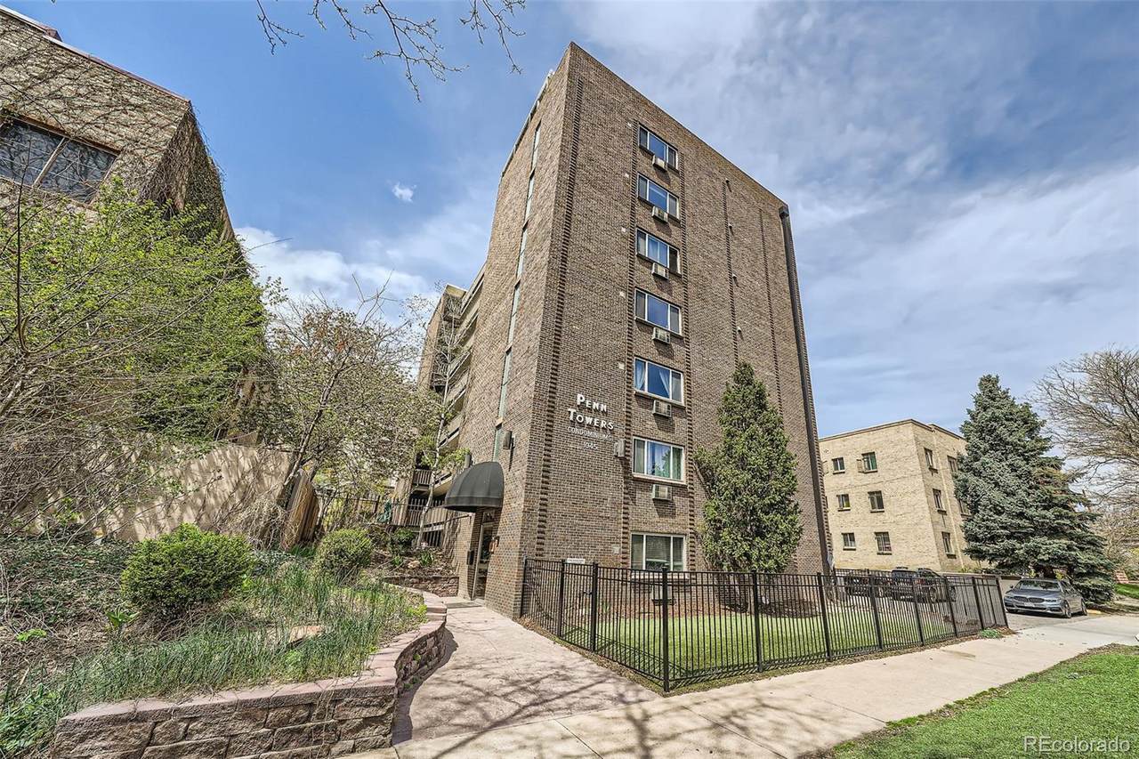 1045 Pennsylvania Street - Photo 1