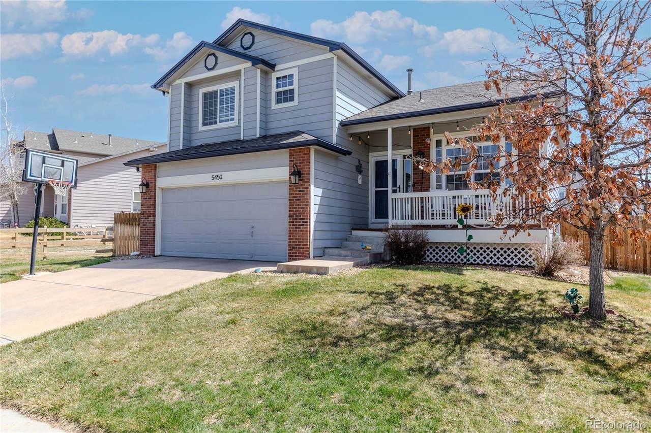 5450 Valdai Street - Photo 1