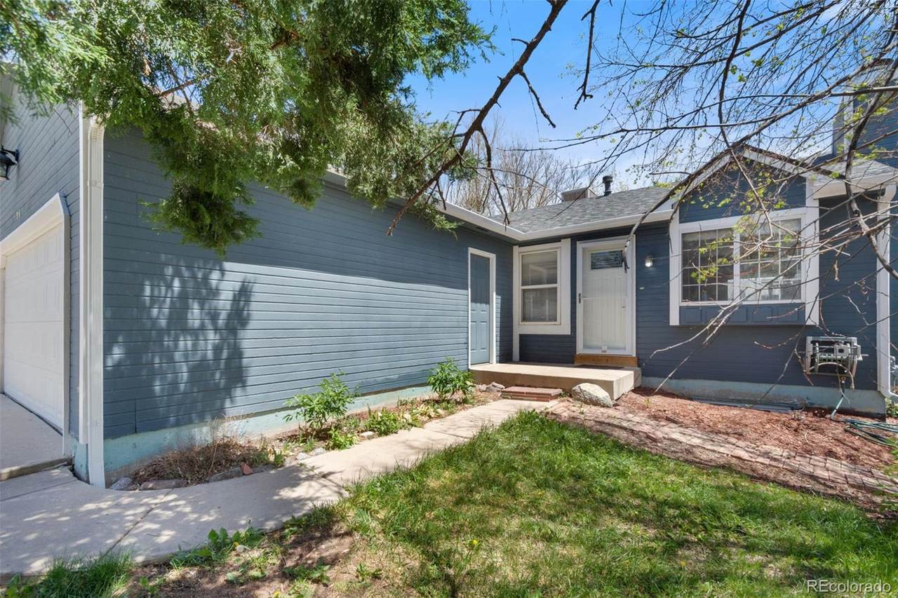 11516 Marshall Street - Photo 1