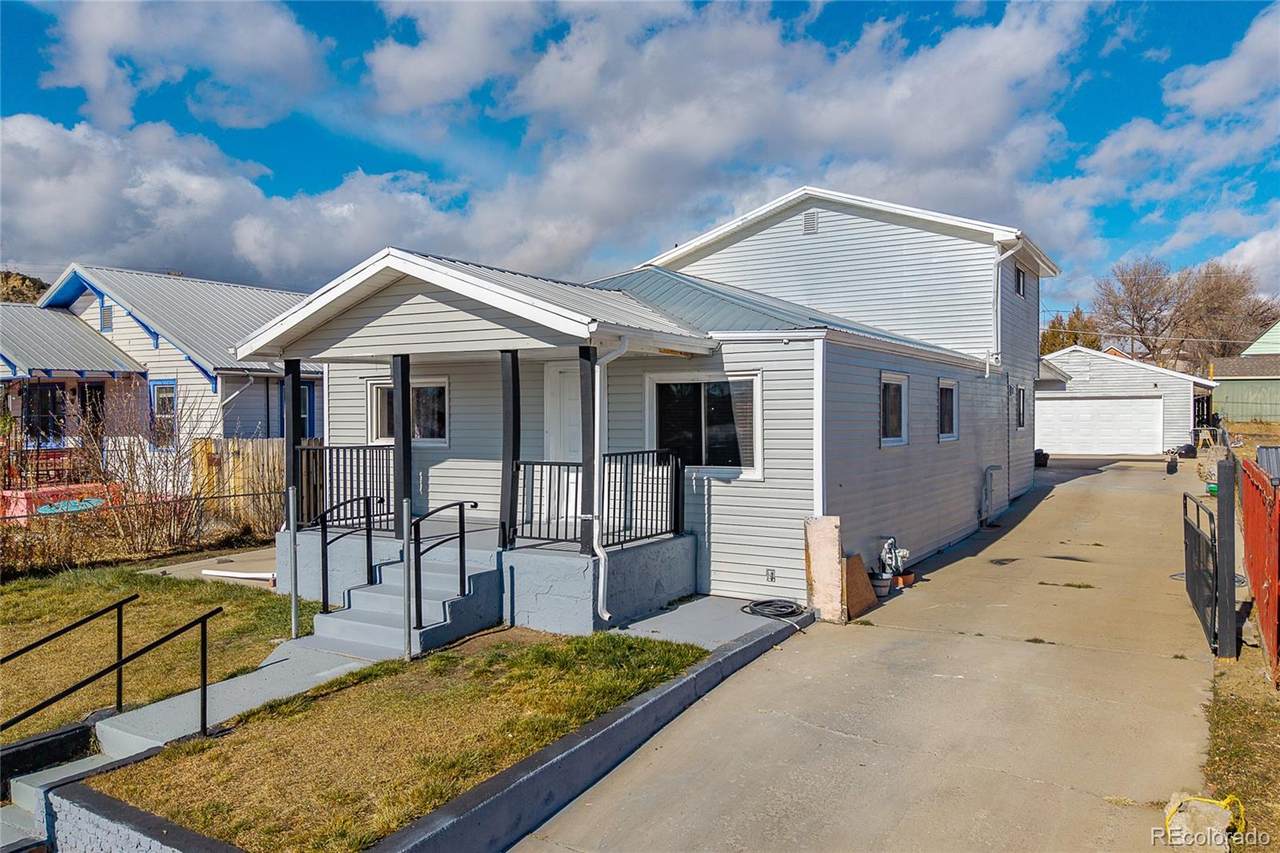 315 Strong Avenue - Photo 1