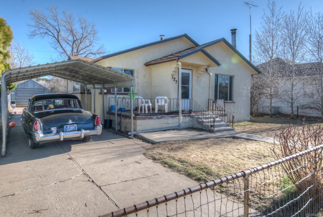 127 9th Street - Photo 1