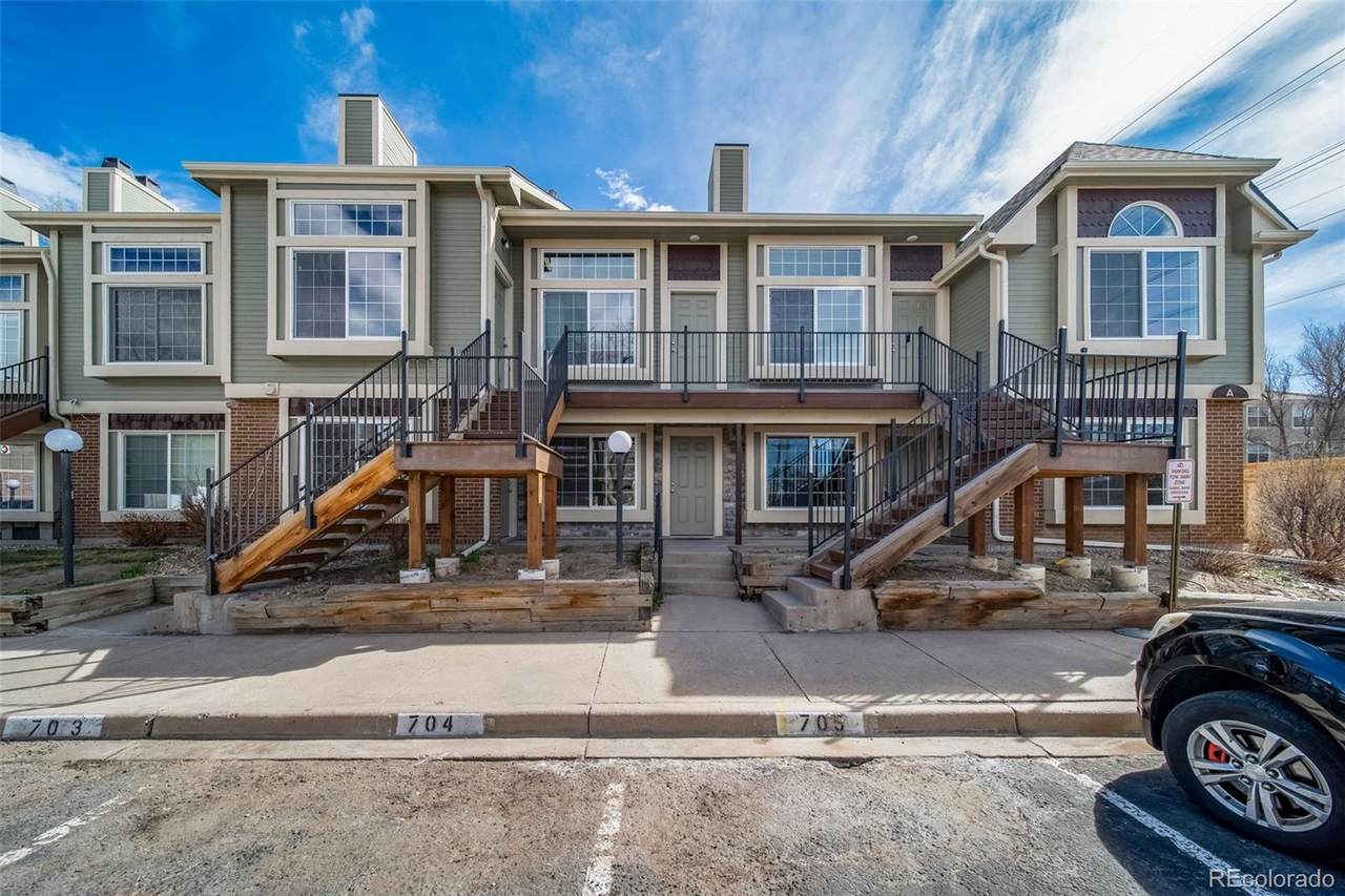 1885 Quebec Way - Photo 1