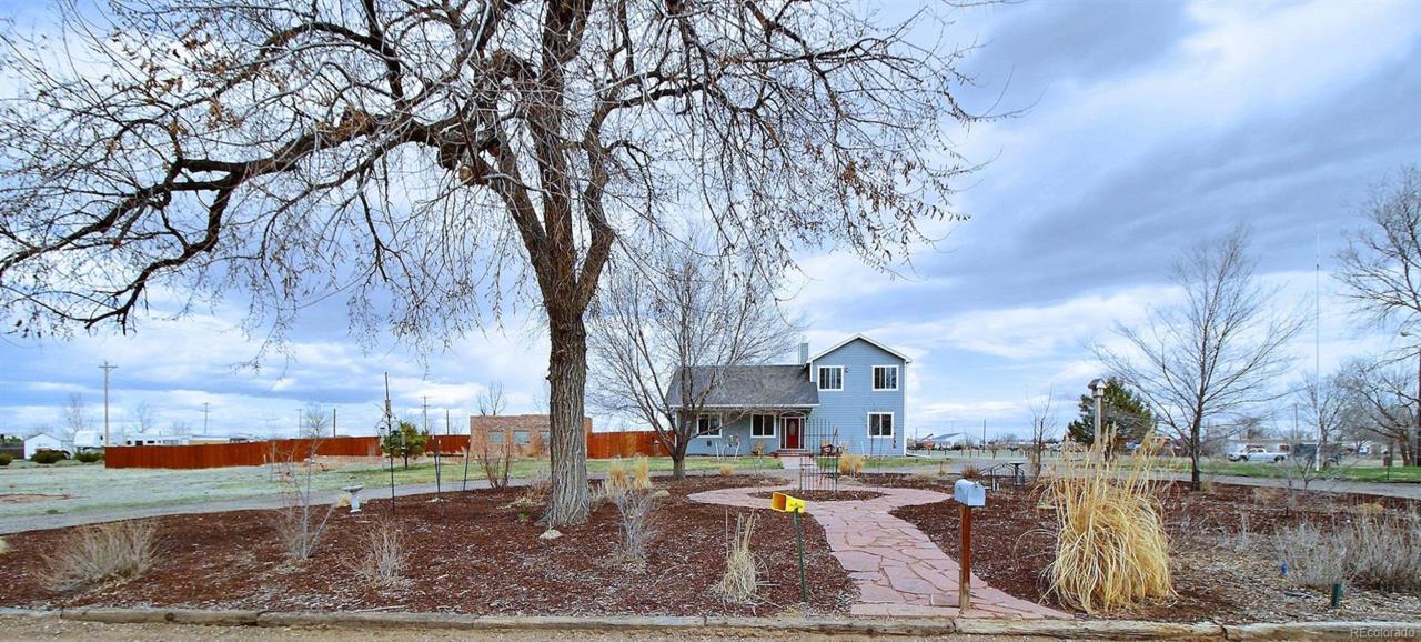 553 2nd Street - Photo 1
