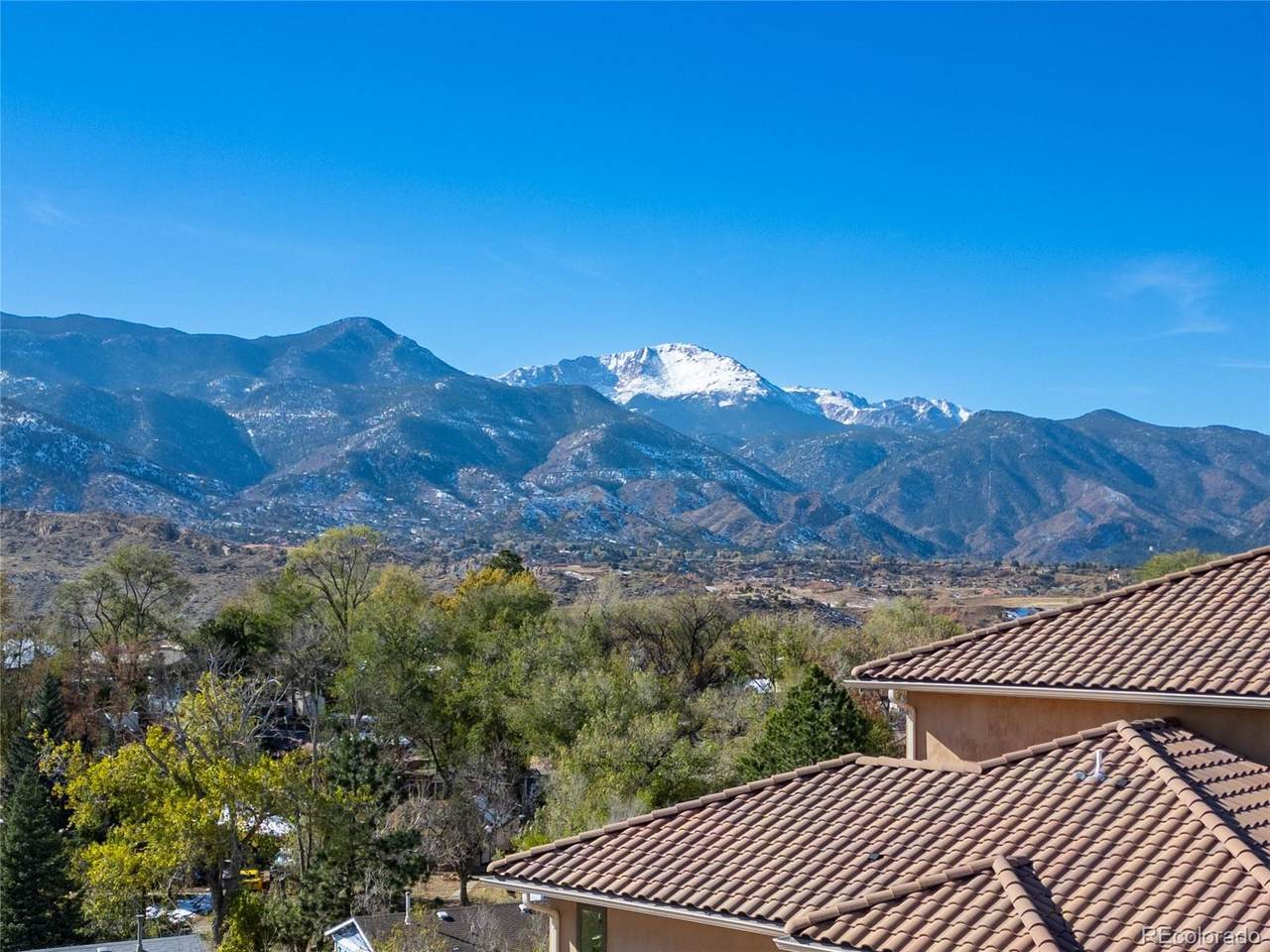 227 Crown High Court - Photo 1