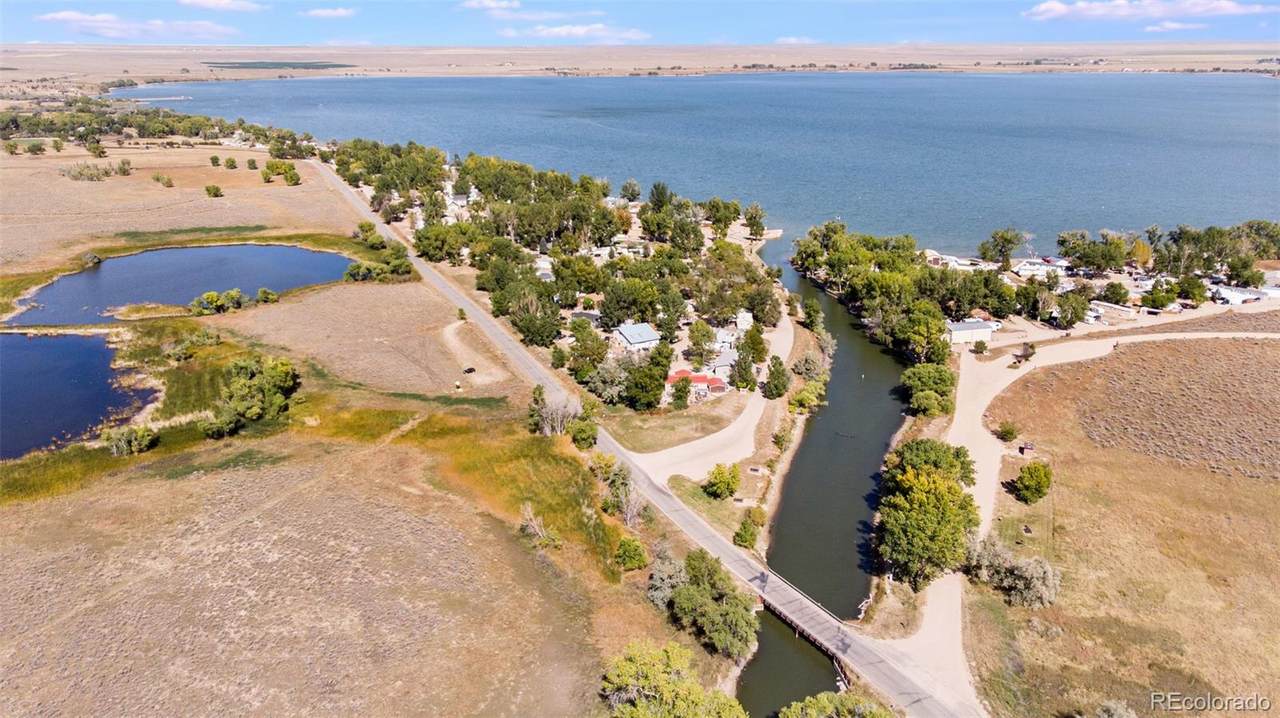 307 Shoshone Circle - Photo 1