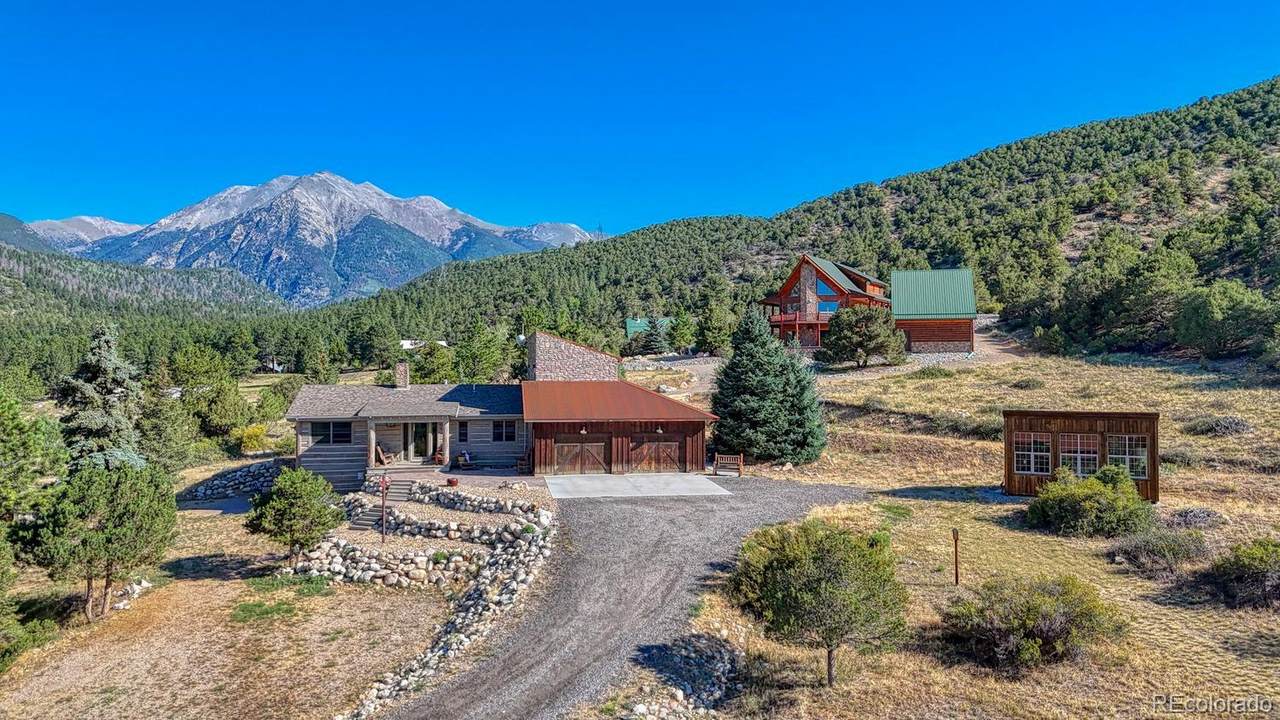 8960 Hanging Tree Drive - Photo 1