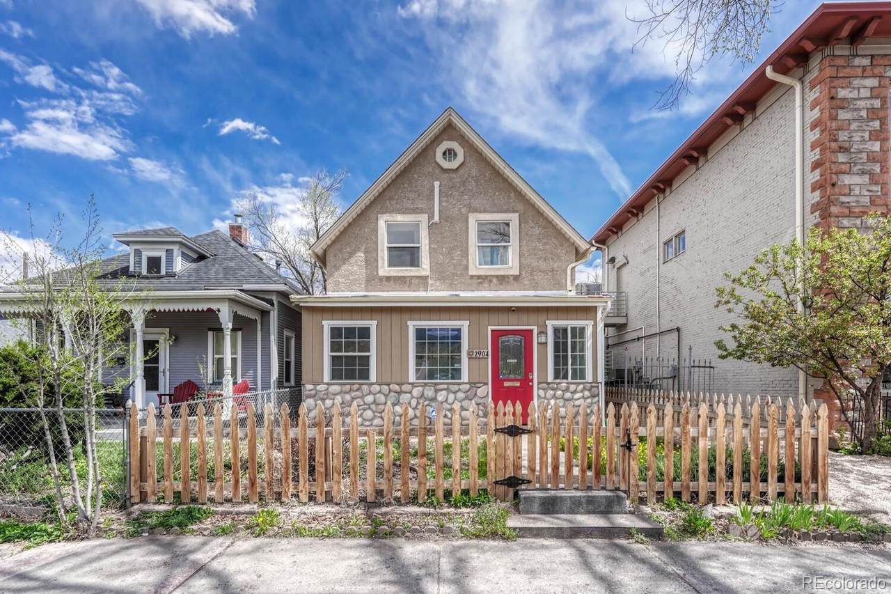 2904 Colorado - Photo 1