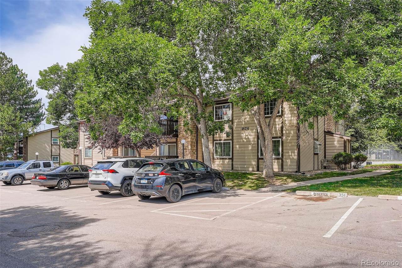 1876 Pitkin Circle - Photo 1