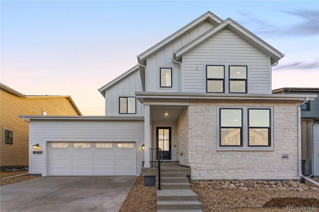 8770 Summerwalk Trail - Photo 1