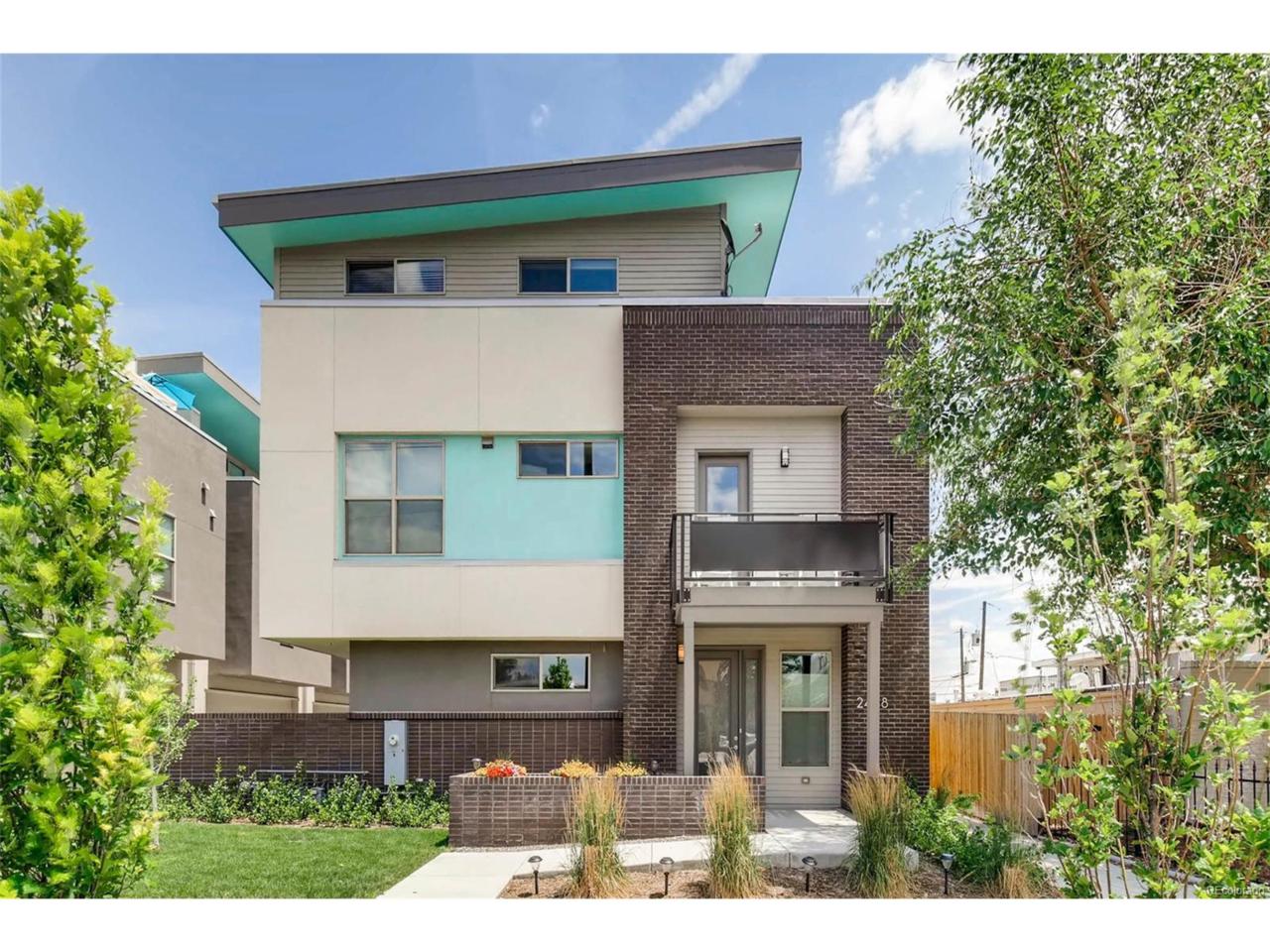 2450 Clay Street - Photo 1